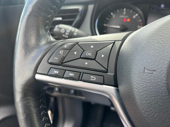 NISSAN X-TRAIL Nissan X-Trail-017.jpg